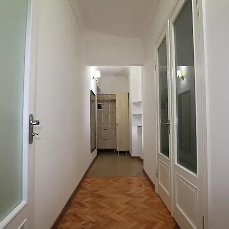 Casa De Familie Confortabila Vila